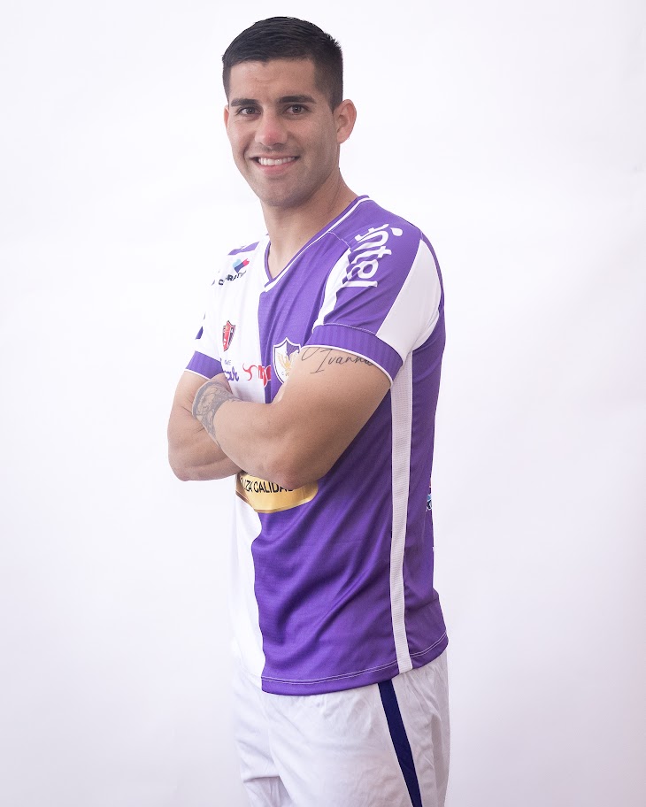 #. Nombre del jugador - Posición